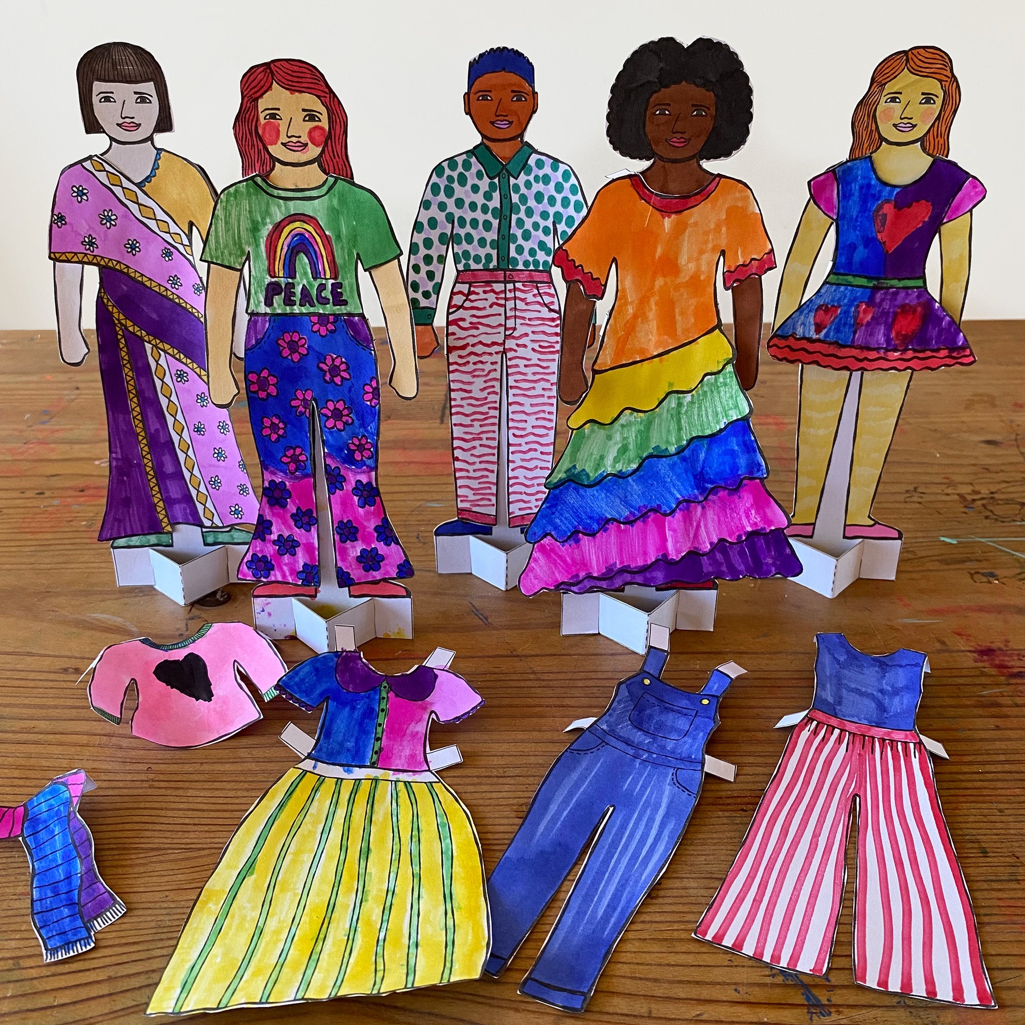 Paper Dolls - Printable activity sheets