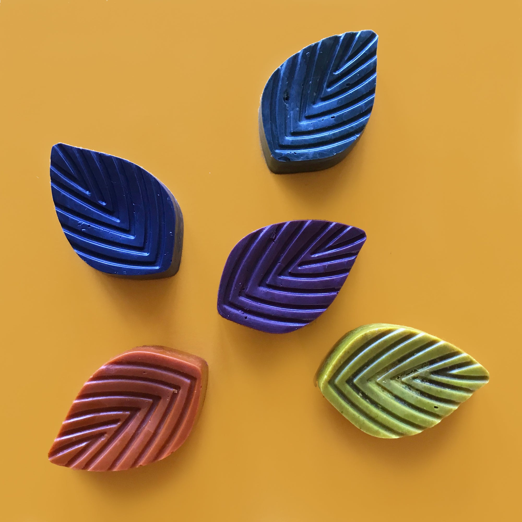 Plant Based Natural Crayons - Leaf Shape - 60% OFF
