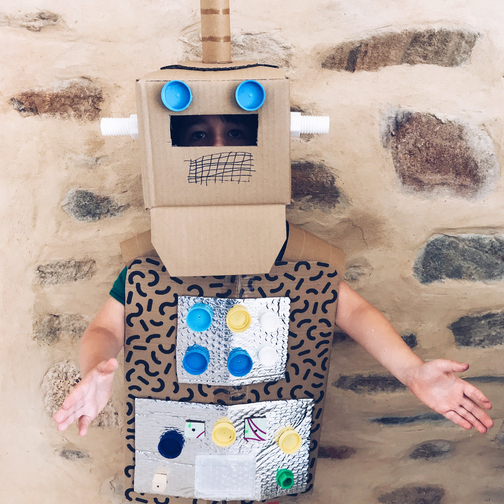 DIY robot fancy dress costume made from cardboard boxes