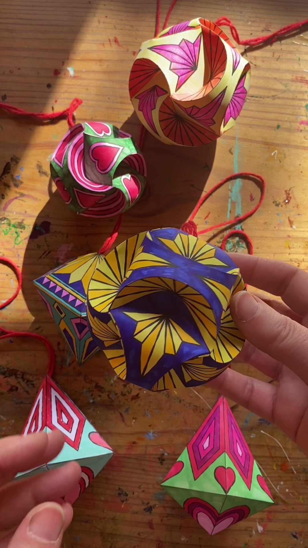 Paper Christmas bauble templates